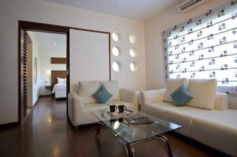 Oyster Suites ไฮเดอราบัด ภายนอก รูปภาพ